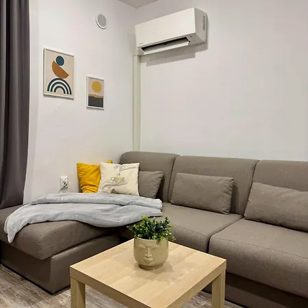 Cozy Place Apartment Warna