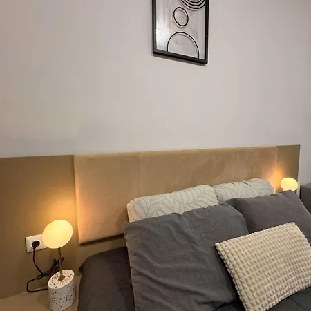 Cozy Place Apartment Warna