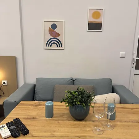 Апартамент Cozy Place