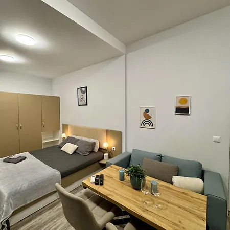 Cozy Place Apartment Warna